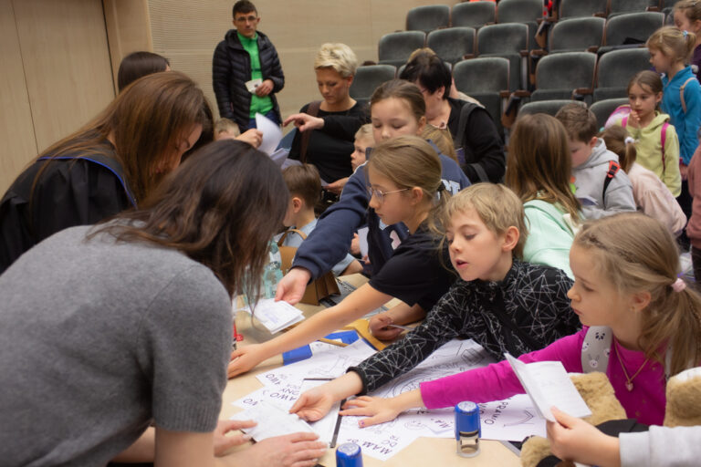 21.03.2026 – MUR na Wydziale Prawa i Administracji (kl. I-III) oraz na Wydziale Nauk o Zdrowiu i Psychologii (kl. IV-VIII)